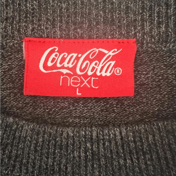Coca-Cola Holidays Are Coming Christmas Truck Gray Sweater Size Large L Y2K - Picture 8 of 9